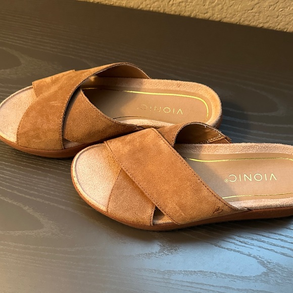 Vionic Women's Tan Brown Suede Crisscross Mules Size 6 - Picture 6 of 8